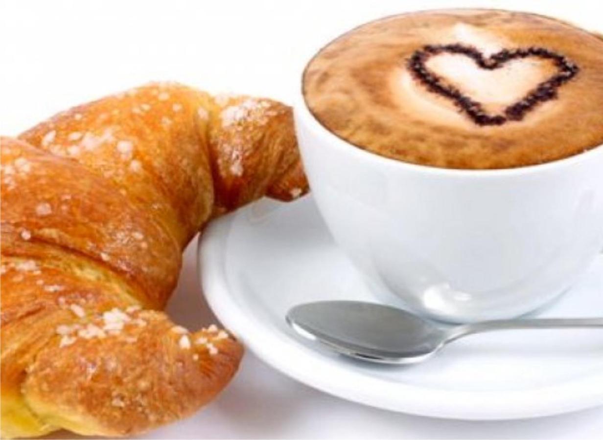 B&B Dolci Sogni Triggiano Esterno foto